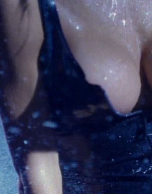 Голая Памела Андерсон на эротических кадрах из кино